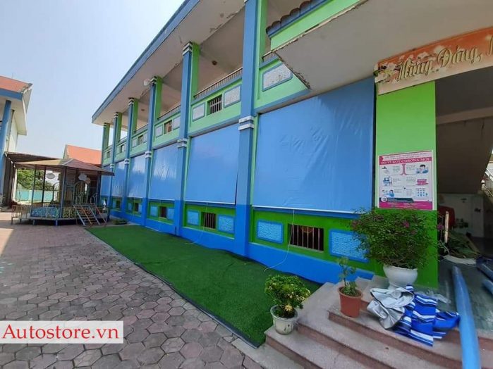 Bạt che nắng mưa cho trường học